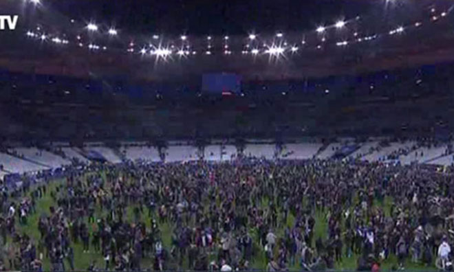 Stade de France’daki Terör Paniği Kamerada