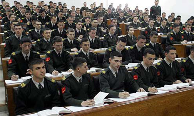 Askeri Liseler Kapatılıyor