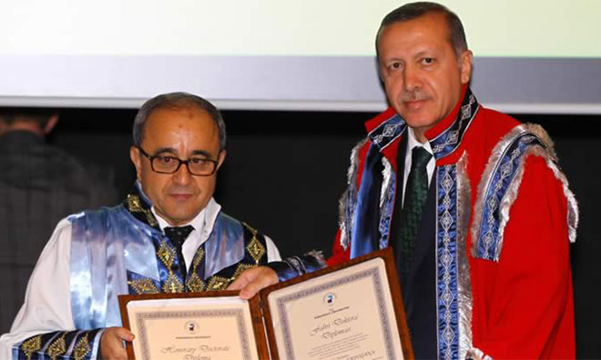Sezer Veto Etmişti Gül ve Erdoğan Rektör Yaptı