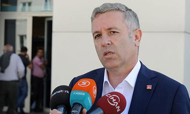CHP Milletvekiline Satırlı Saldırı